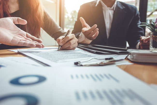 Seguros de automóvel, frota, moto, vida, residência e empresarial